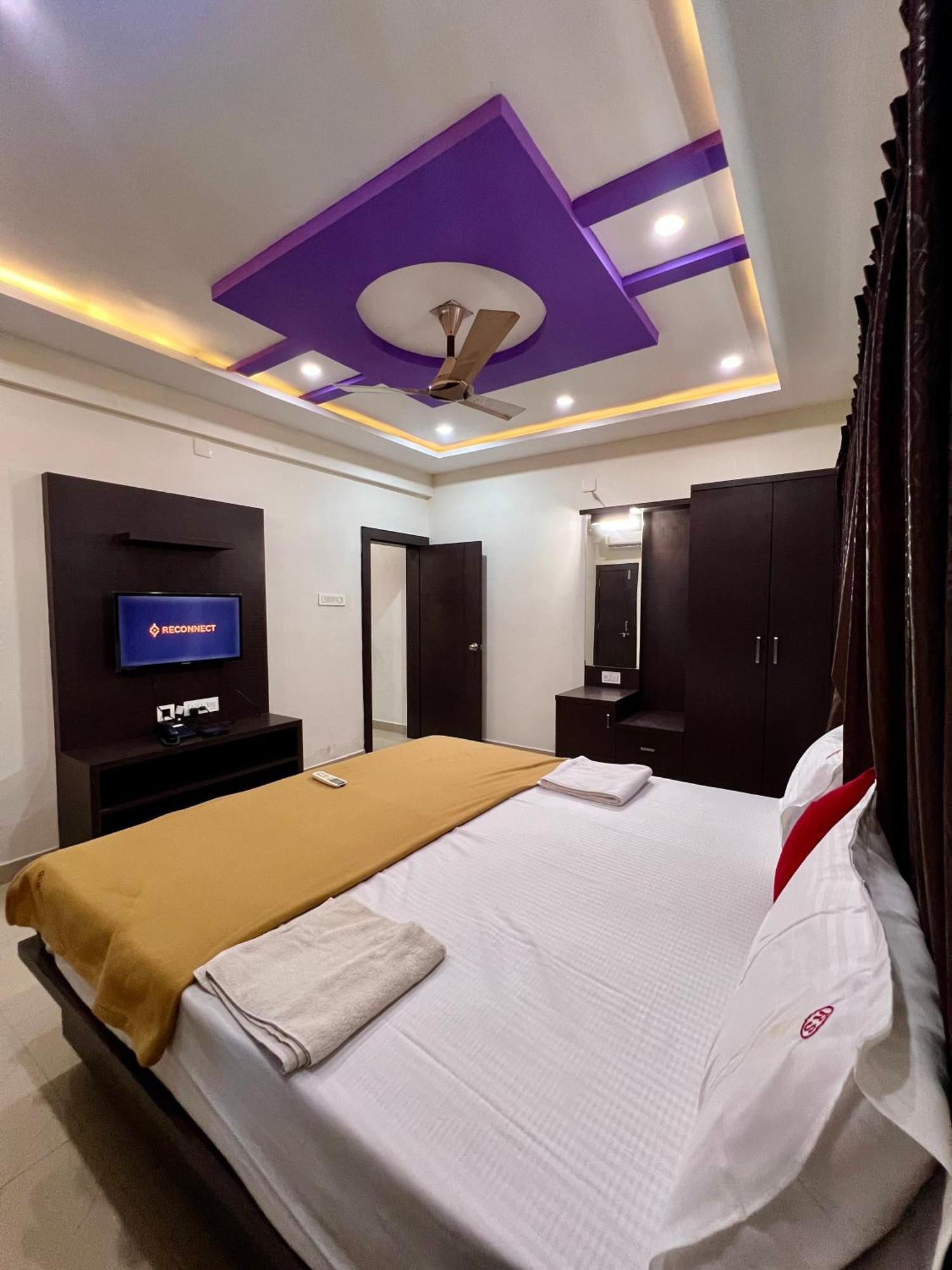 Ratna Sagar Hotel Manipal Luaran gambar