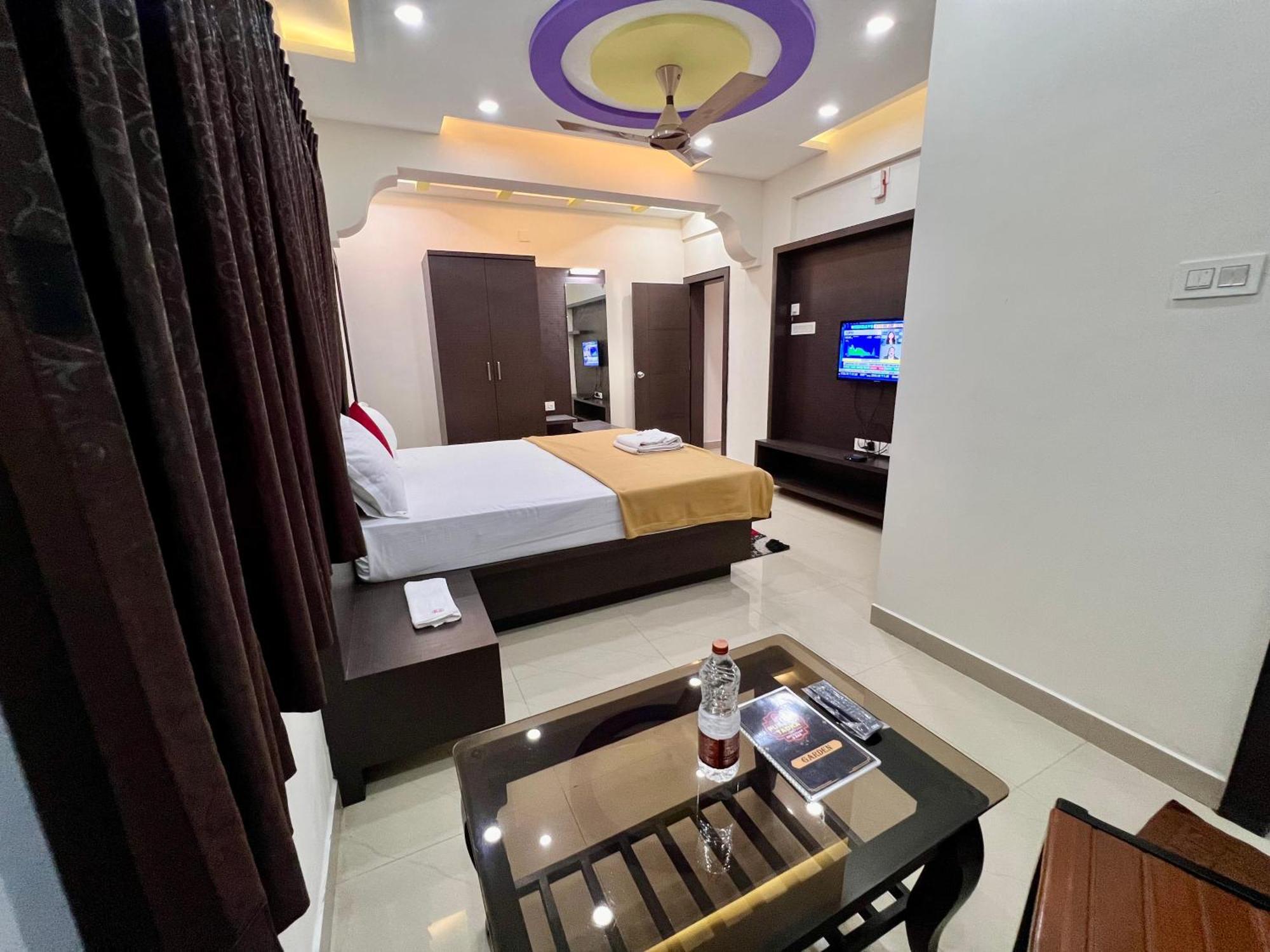 Ratna Sagar Hotel Manipal Luaran gambar