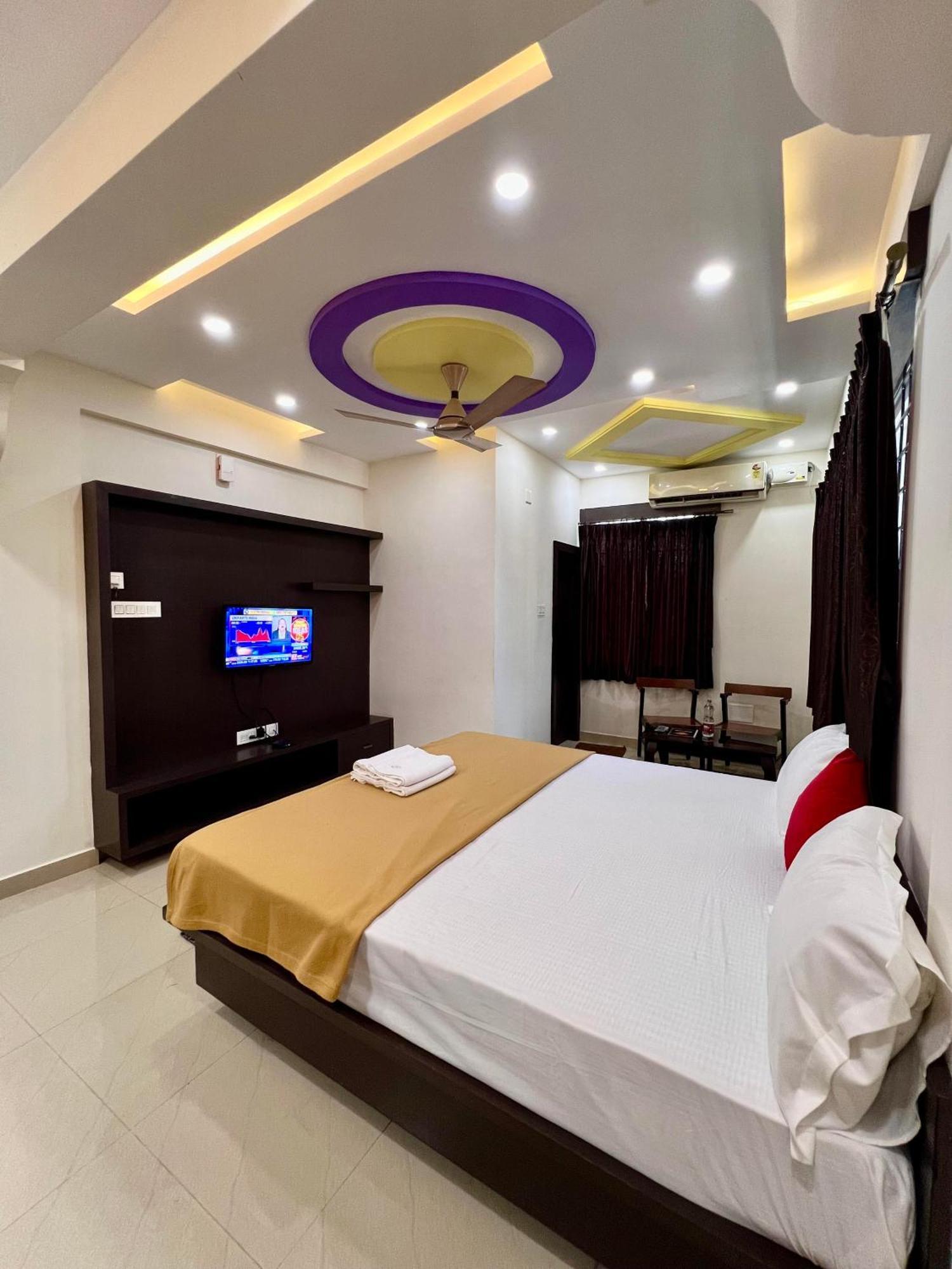 Ratna Sagar Hotel Manipal Luaran gambar